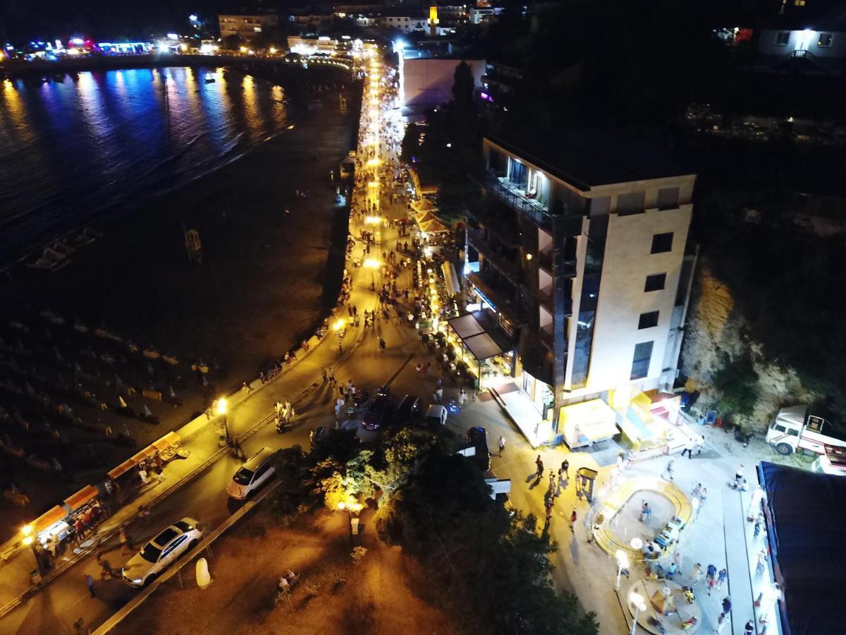 Hotel Cruiser Ulcinj Exterior foto